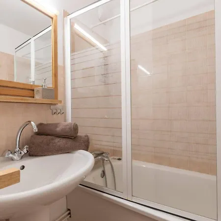 Apartment Duplex Saint-lary 6 Pers, 2 Ch, Mezzanine, Balcon - Fr-1-296-302